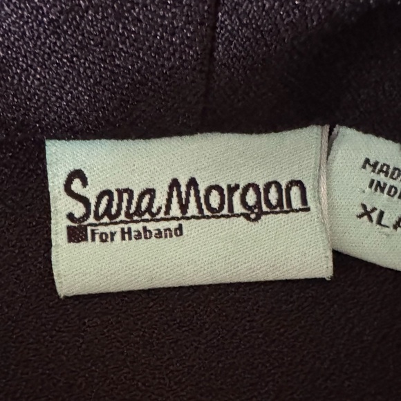 B-38 Sara Morgan Black with Floral Embroidered Short Sleeve Suit Jacket Size XL - Picture 12 of 16